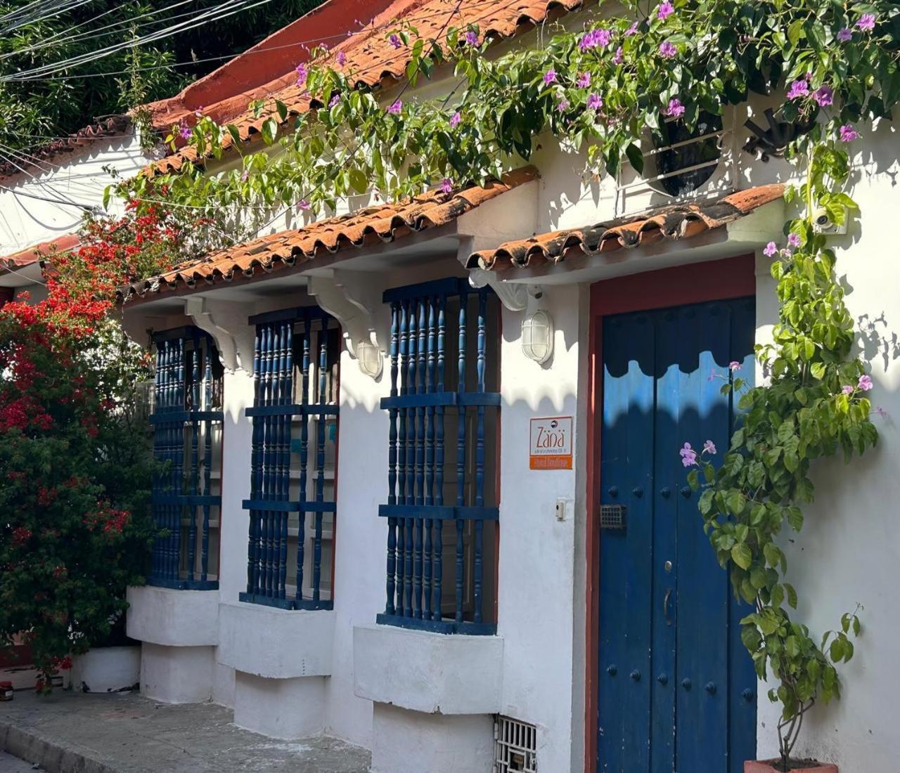 Zana Boutique Hotel 3*